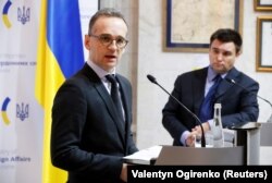 Міністр закордонних справ України Павло Клімкін і керівник МЗС Німеччини Гайко Маас під час спільної прес-конференції у Києві, 18 січня 2018 року