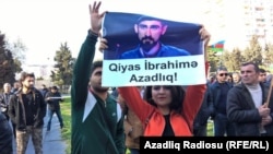 Milli Şuranın mitinqində şüar "Qiyas İbrahimova azadlıq"