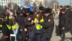 1 наурыздағы митингіде тілшілер де ұсталды. ЕҚЫҰ полиция әрекетін сынады